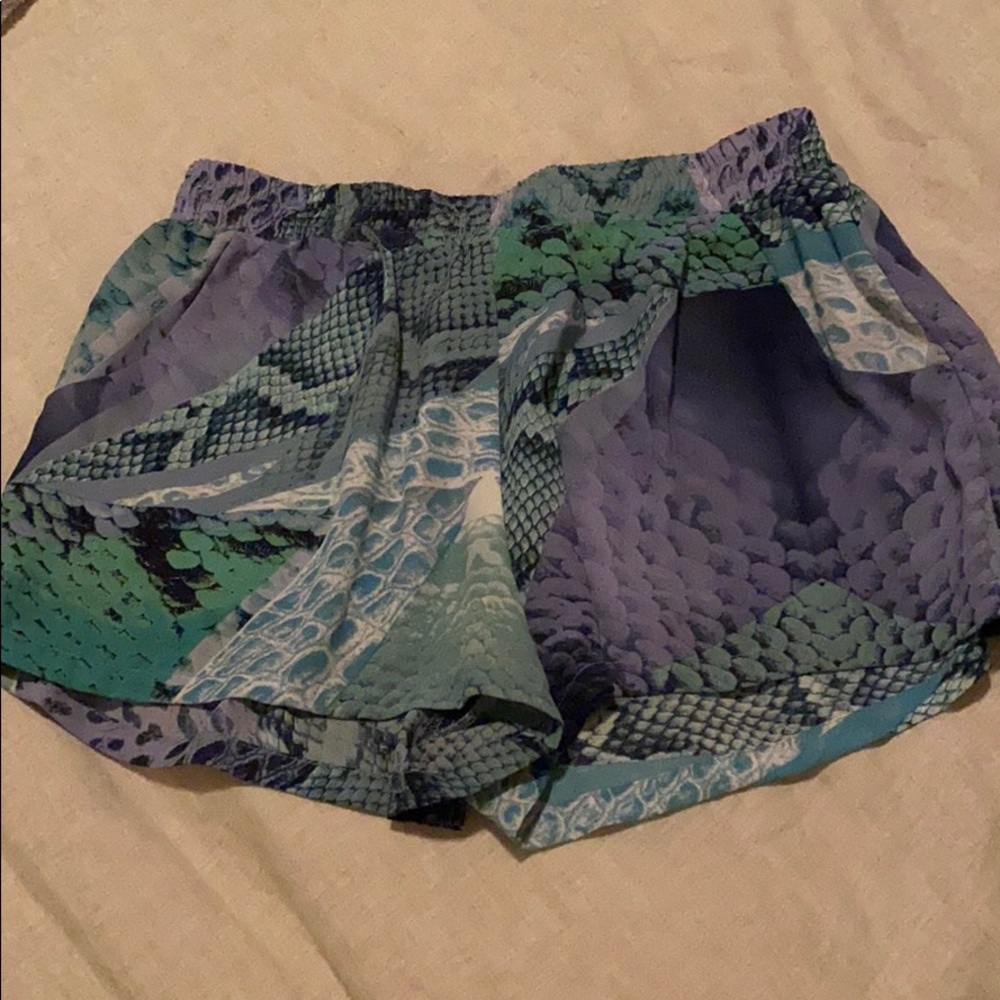 Olivaceous snake skin shorts